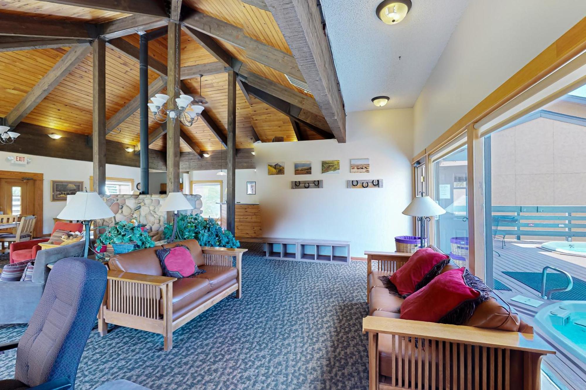 Ski Inn Steamboat Springs Room photo